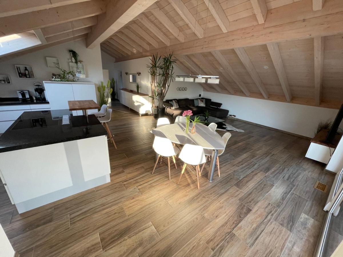 Lichtdurchflutete Wohnung Mit Grosser Dachterrasse Bruckmuhl Luaran gambar