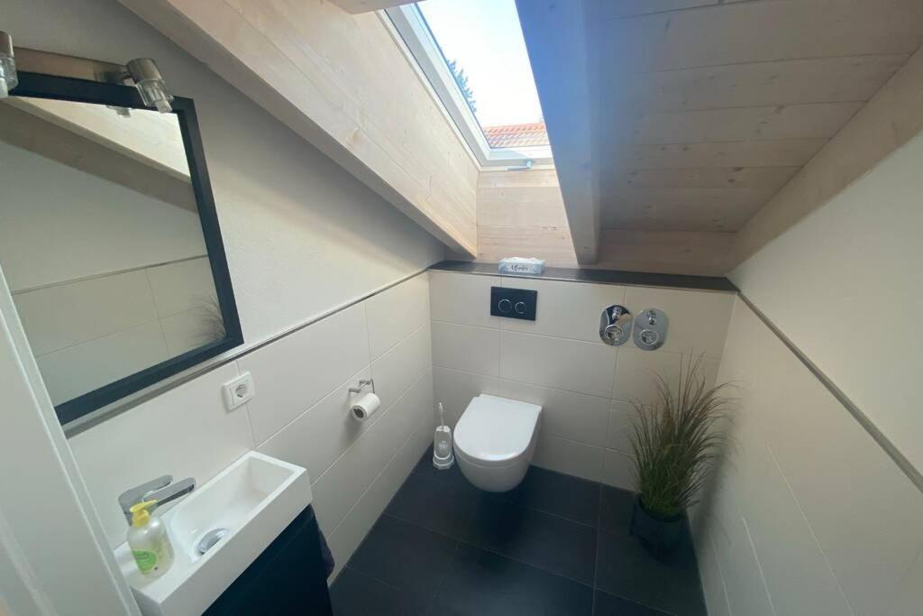 Lichtdurchflutete Wohnung Mit Grosser Dachterrasse Bruckmuhl Luaran gambar