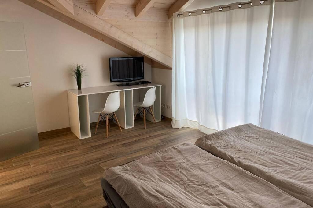 Lichtdurchflutete Wohnung Mit Grosser Dachterrasse Bruckmuhl Luaran gambar